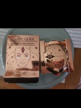 Charlotte Tilbury Glowgasm Glow Guide Highlighter - Moonlit Glow